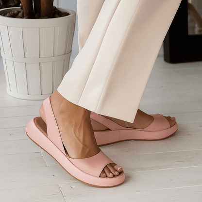 Luz - Gepolsterte Ledersandalen