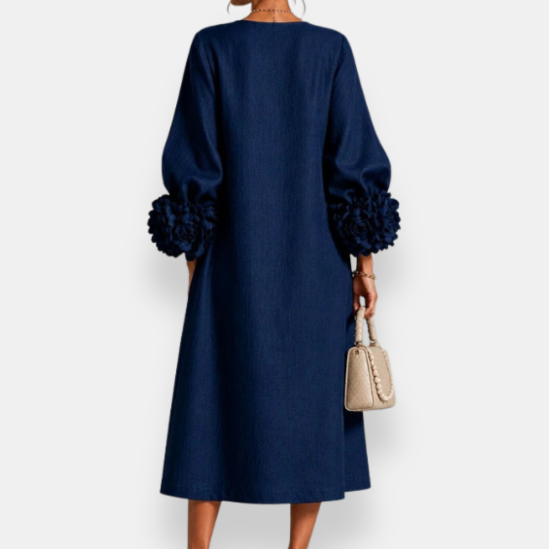 Mattie - Midikleid mit Blütenapplikationen