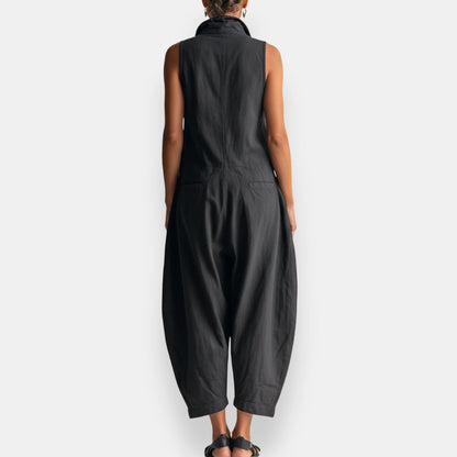 Arvella - Ärmelloser Stehkragen-Jumpsuit