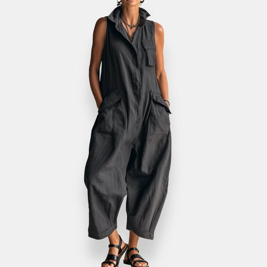 Arvella - Ärmelloser Stehkragen-Jumpsuit