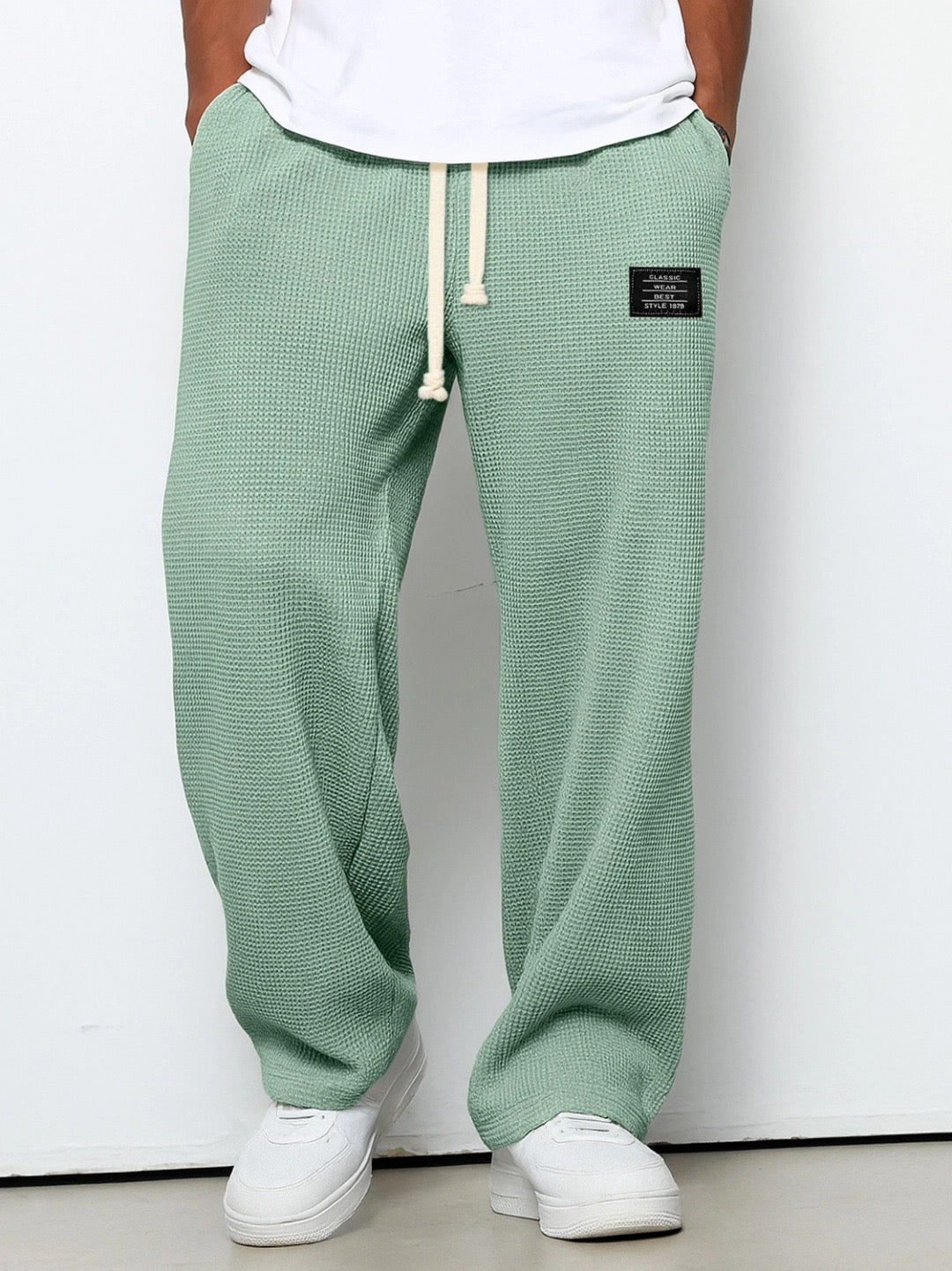 Arvon - Weitbeinige Hose mit verstellbarem Bund