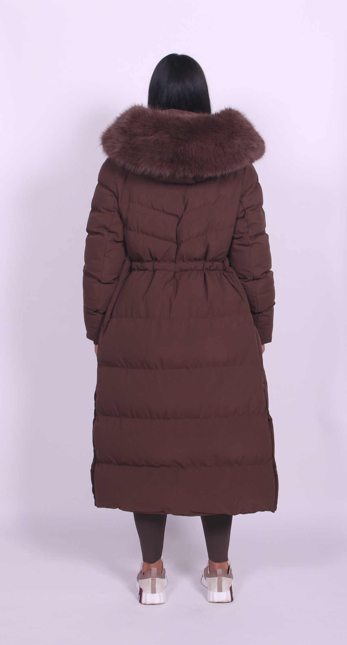 Aubrelle - Taillierter Longline-Mantel mit Kunstfellkapuze