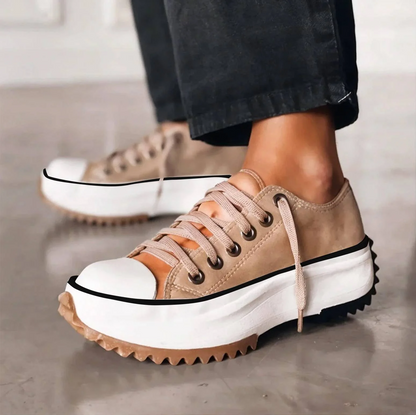 Bettina - Elegante Plateau-Halbschuhe