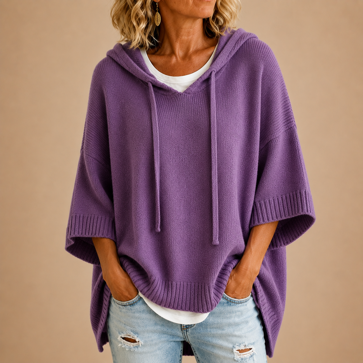 Ofelia - Kapuzen-Strickponcho mit 3/4-Ärmeln