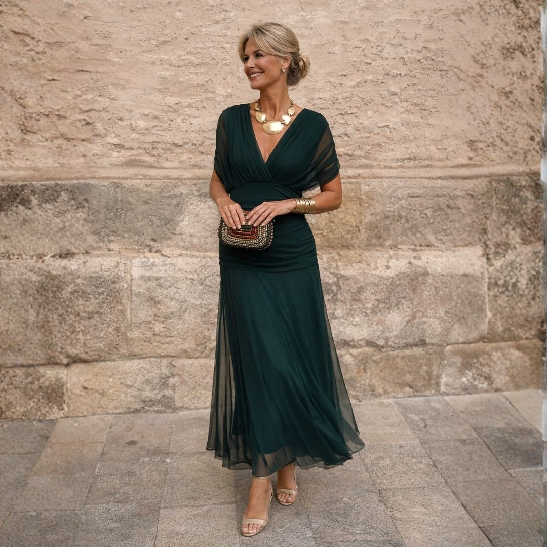 Mikaela - Schulterfreies Chiffon-Maxikleid