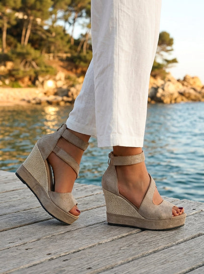 Monica - Keilsandale mit Klettverschluss