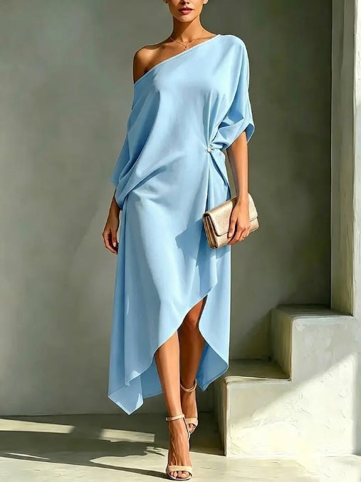 Elara - Asymmetrisches Abendkleid
