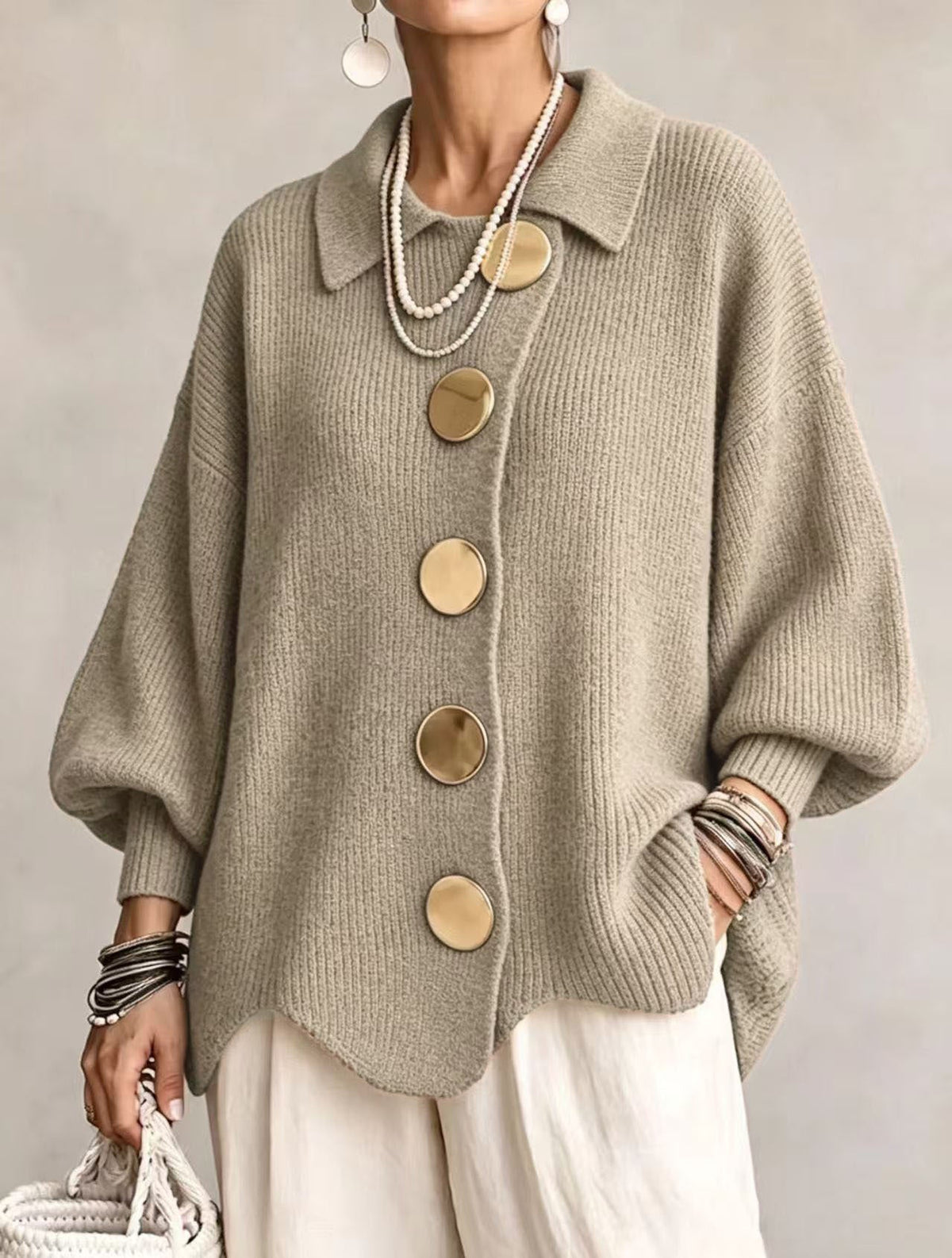 Mable - Oversize Grobstrick-Cardigan mit goldfarbenen Knöpfen