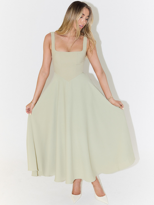 Melis - Tailliertes Midikleid mit eckigem Ausschnitt