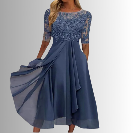 Vanessa - Kleid mit geschlossenen Rücken und Spitze