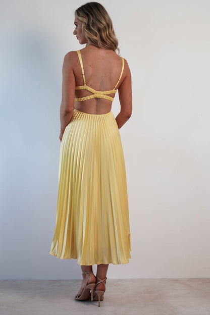 Veloria - Fließendes Plissee-Maxikleid