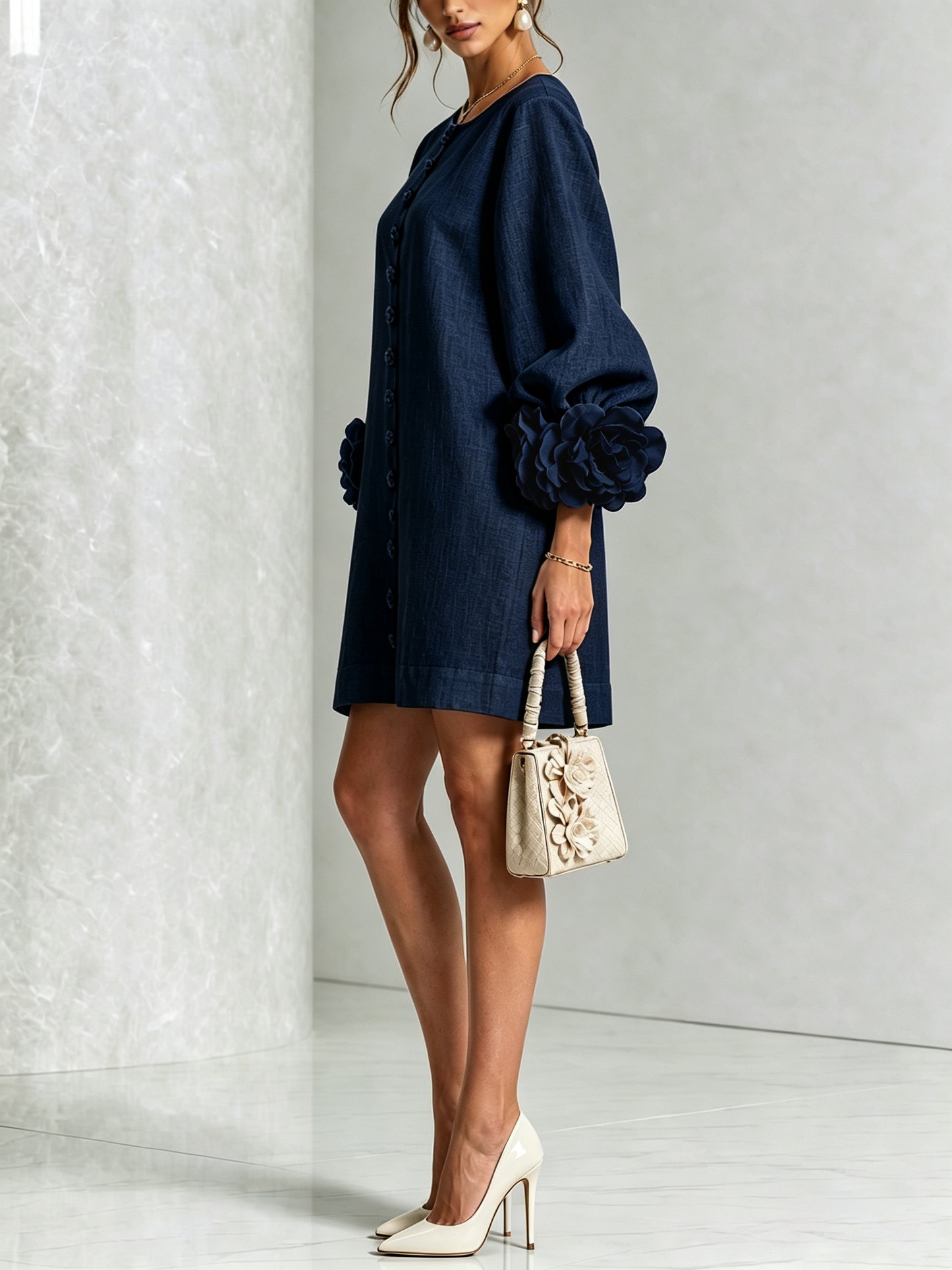 Silvia - Mini-Hemdblusenkleid mit Rosettenmanschetten