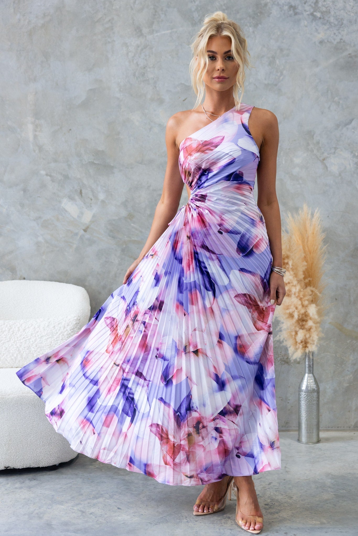 Lunara - Plissiertes One-Shoulder-Midikleid