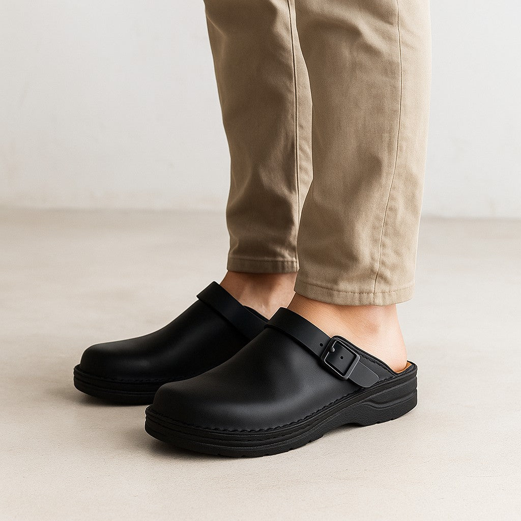 Beloro - Gepolsterte Wildleder-Clogs