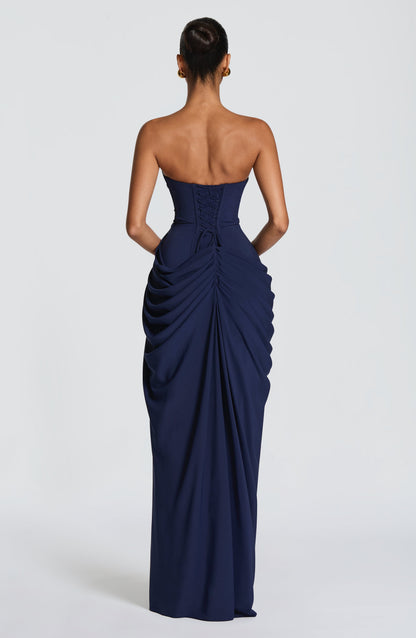 Lunara - Drapiertes Maxikleid mit hohem Schlitz