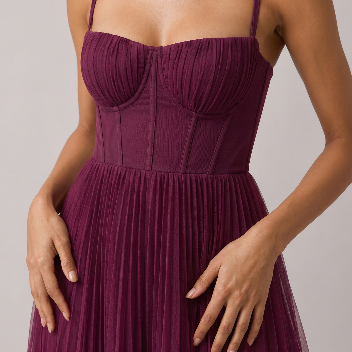 Deann - Strukturiertes Korsagen-Midikleid